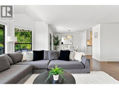 5723 OWL Court | North Vancouver British Columbia | Slide Image Four