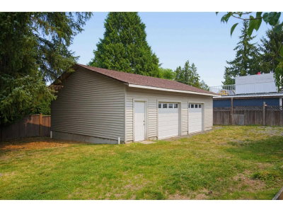19671 49 Avenue | Langley British Columbia | Slide Image Four