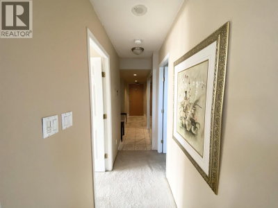 9623 MANCHESTER Drive | Burnaby British Columbia | Slide Image Twenty-seven