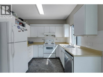 12500 MCNEELY Drive | Richmond British Columbia | Slide Image Six