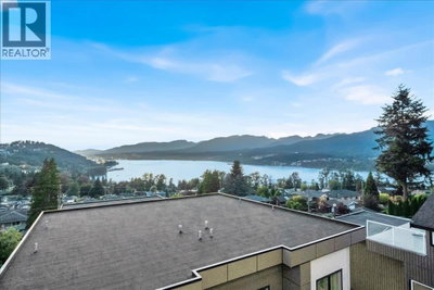 7275 RIDGE Drive | Burnaby British Columbia | Slide Image Thirty