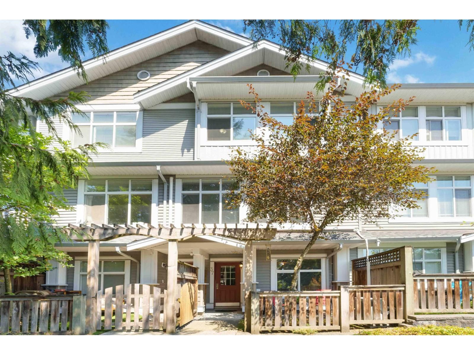 20449 66 Avenue, Langley, British Columbia V2Y 3C1