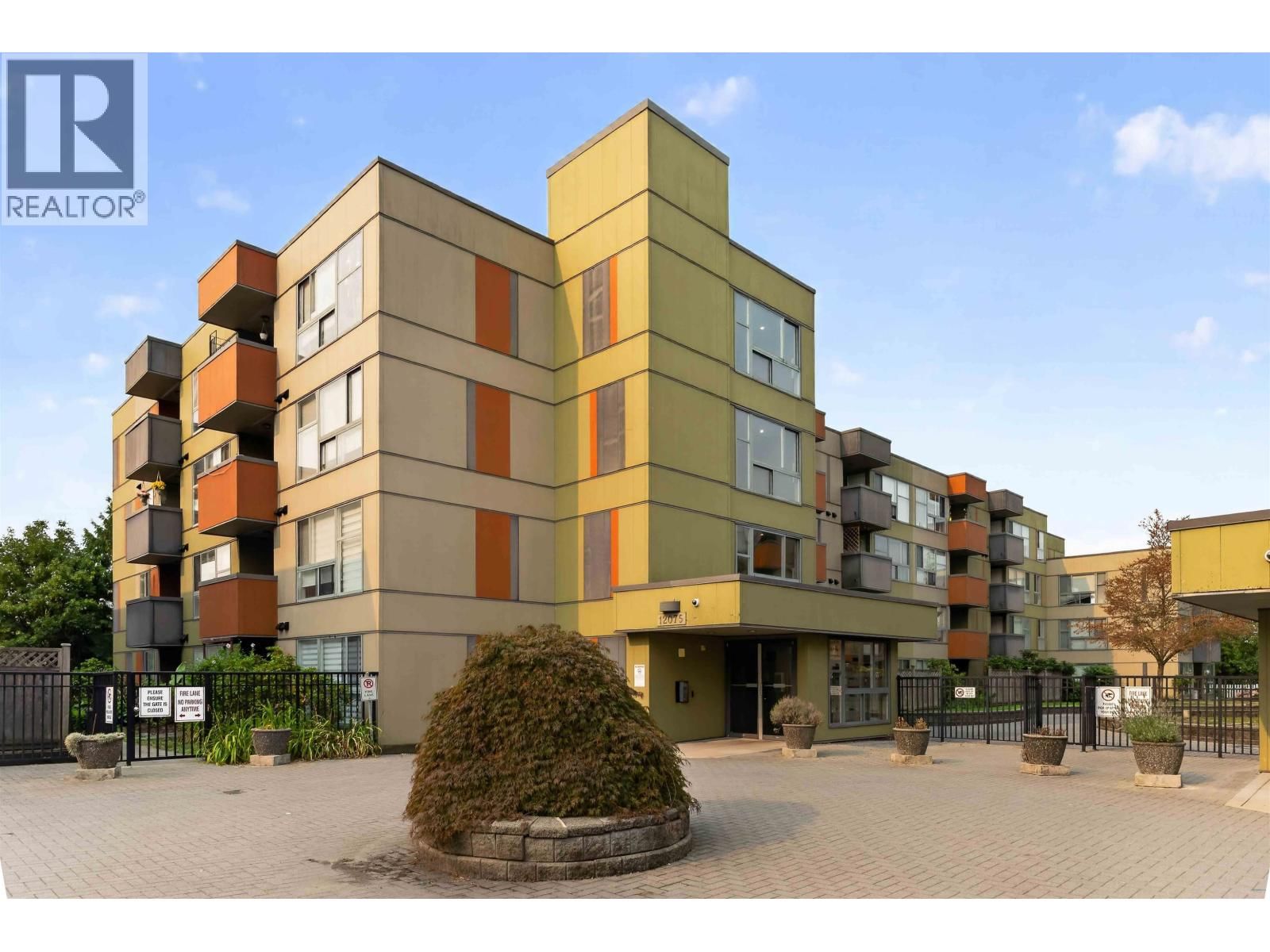 12075 228 Street, Maple Ridge, British Columbia V2X 6M2