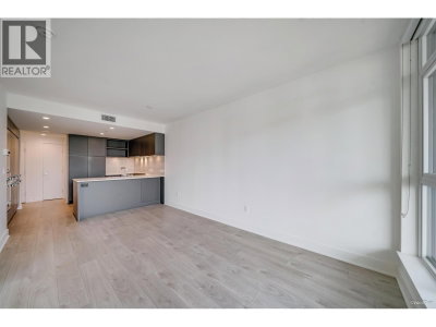 450 WESTVIEW Street | Coquitlam British Columbia | Slide Image Eight