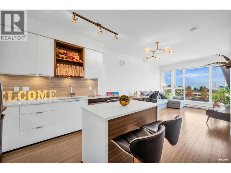 5355 LANE Street Burnaby British Columbia, V5H 0H1 - 2 Bedrooms Condo For Sale