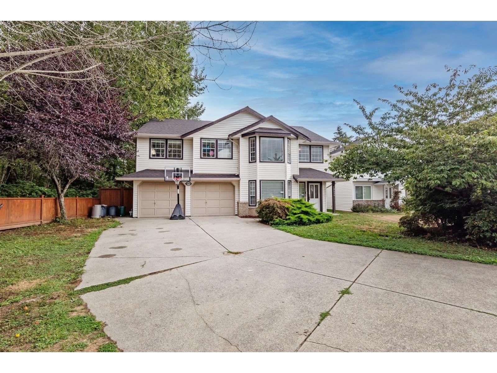 8496 COX Drive, Mission, British Columbia V2V 6V3