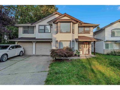8496 COX Drive | Mission British Columbia | Slide Image Two