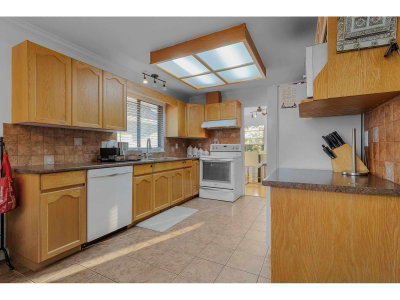 8496 COX Drive | Mission British Columbia | Slide Image Six