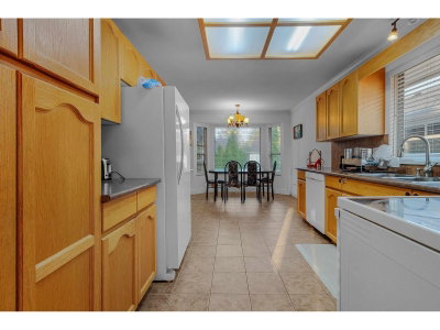 8496 COX Drive | Mission British Columbia | Slide Image Eight