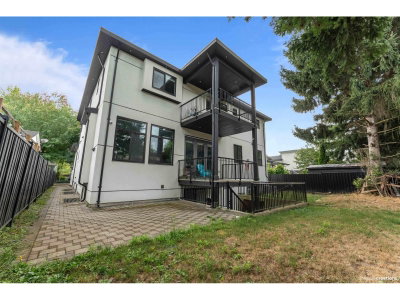 18339 63 Avenue | Surrey British Columbia | Slide Image Forty