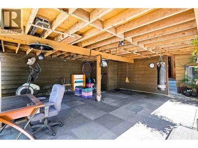 4698 GARDEN GROVE Drive | Burnaby British Columbia | Slide Image Thirty-five