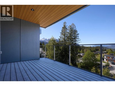 3405 MAMQUAM Road | Squamish British Columbia | Slide Image Thirty-two