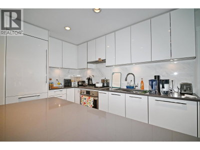 3487 BINNING Road | Vancouver British Columbia | Slide Image Three