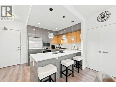 1327 DRAYCOTT Road | North Vancouver British Columbia | Slide Image Seven