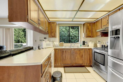 9012 145A Street | Surrey British Columbia | Slide Image Twelve