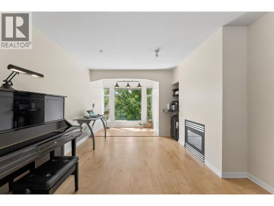3727 10TH Avenue | Vancouver British Columbia | Slide Image Nine