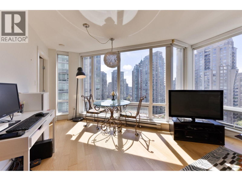 565 SMITHE Street Vancouver British Columbia, V6B 0E4 - 2 Bedrooms Condo For Sale