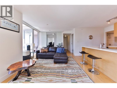 565 SMITHE Street | Vancouver British Columbia | Slide Image Thirteen