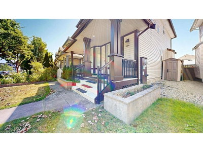 6495 186 Street | Surrey British Columbia | Slide Image Two