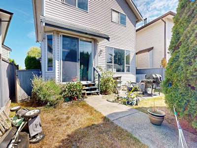 6495 186 Street | Surrey British Columbia | Slide Image Six