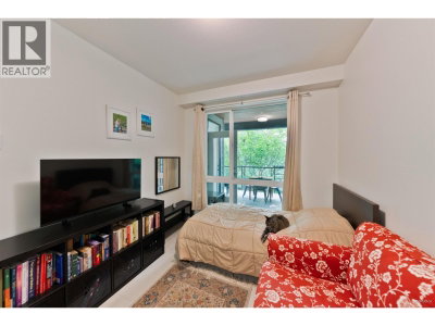 733 3RD Street | North Vancouver British Columbia | Slide Image Twenty-nine