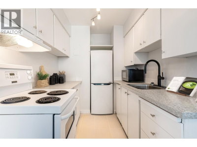 1251 CARDERO Street | Vancouver British Columbia | Slide Image Eight
