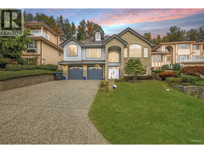 38 TIMBERCREST Drive | Port Moody British Columbia | Slide Image One