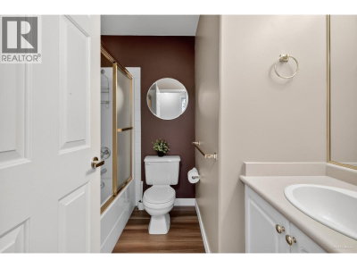 38 TIMBERCREST Drive | Port Moody British Columbia | Slide Image Thirty-two