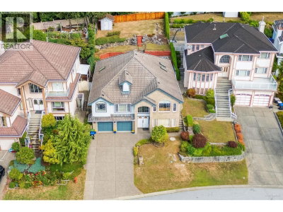 38 TIMBERCREST Drive | Port Moody British Columbia | Slide Image Thirty-eight