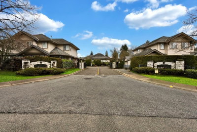 8888 151 Street | Surrey British Columbia | Slide Image Twelve
