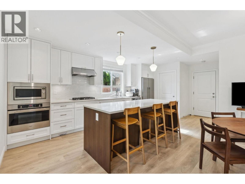 10611 GILBERT Road Richmond British Columbia, V7E 2H4 - 4 Bedrooms Condo For Sale