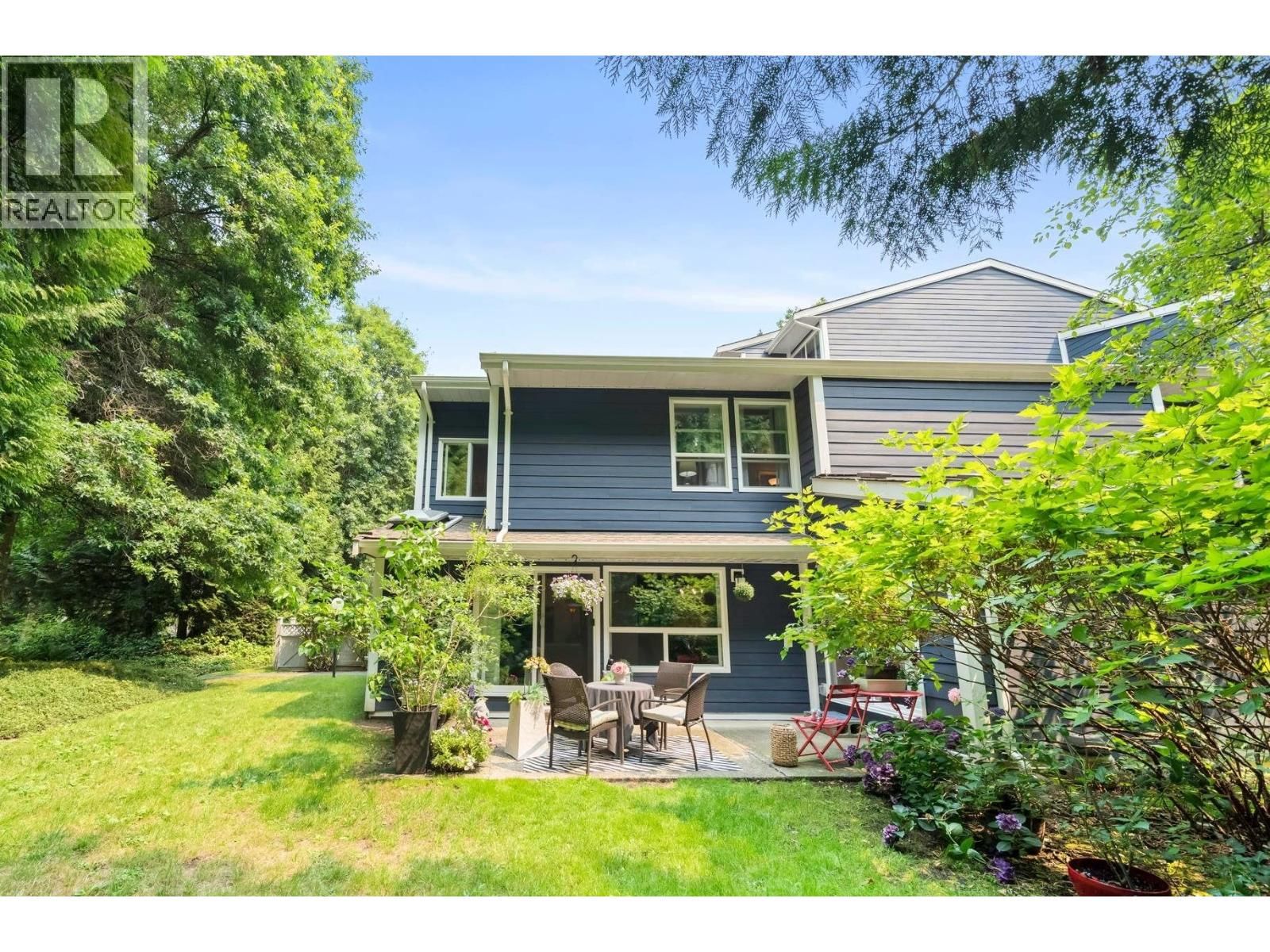 9101 FOREST GROVE Drive, Burnaby, British Columbia V5A 3Z5