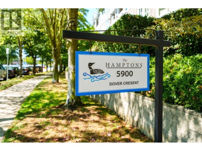 5900 DOVER Crescent | Richmond British Columbia | Slide Image Thirty-five