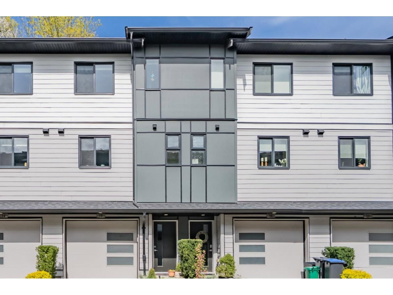 34825 DELAIR Road Abbotsford British Columbia, V2S 0J7 - 2 Bedrooms Condo For Sale