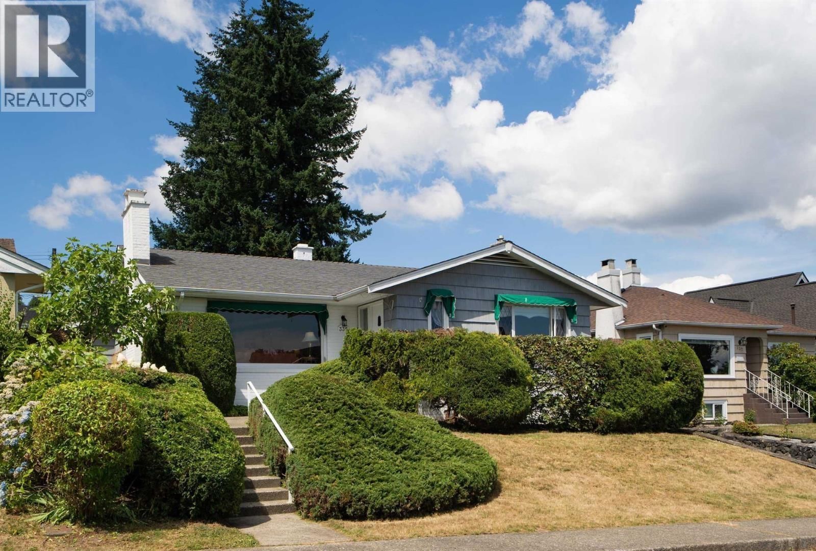 335 CHURCHILL Avenue, New Westminster, British Columbia V3L 4P5