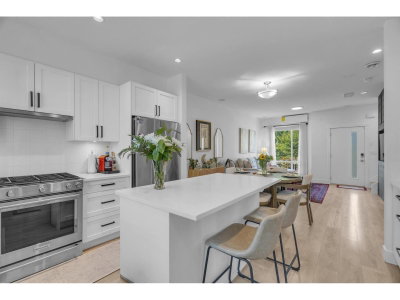 16433 19 Avenue | White Rock British Columbia | Slide Image Nine