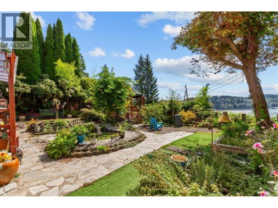 1650 IOCO Road | Port Moody British Columbia | Slide Image Four