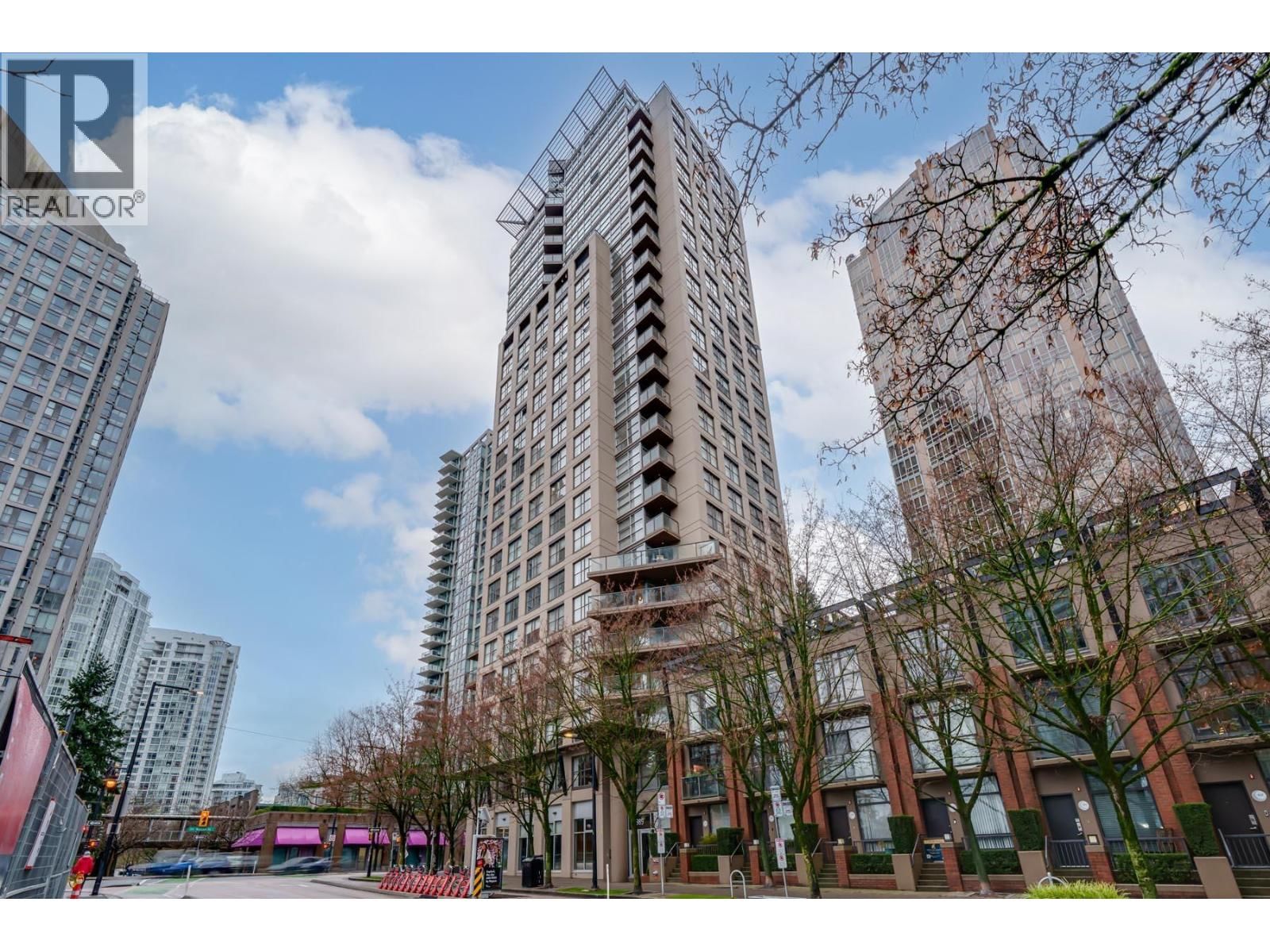 989 BEATTY Street, Vancouver, British Columbia V6Z 3C2