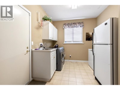 1437 LAMBERT Way | Coquitlam British Columbia | Slide Image Sixteen