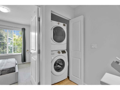 14833 61 Avenue | Surrey British Columbia | Slide Image Nineteen