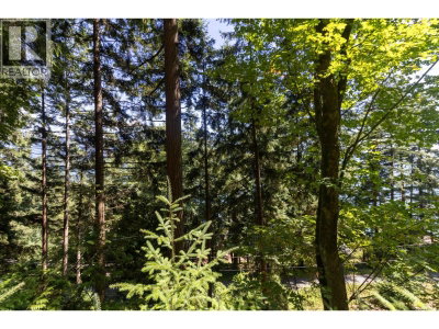 750 TAYLOR Road | Bowen Island British Columbia | Slide Image Thirteen