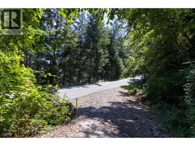 750 TAYLOR Road | Bowen Island British Columbia | Slide Image Two