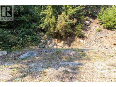 750 TAYLOR Road | Bowen Island British Columbia | Slide Image Twenty-three