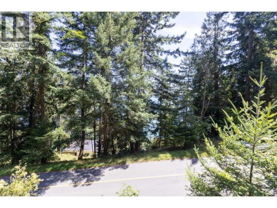 750 TAYLOR Road | Bowen Island British Columbia | Slide Image Twenty-four