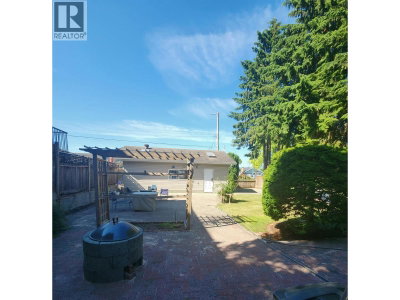 6291 DICKENS Street | Burnaby British Columbia | Slide Image Thirteen