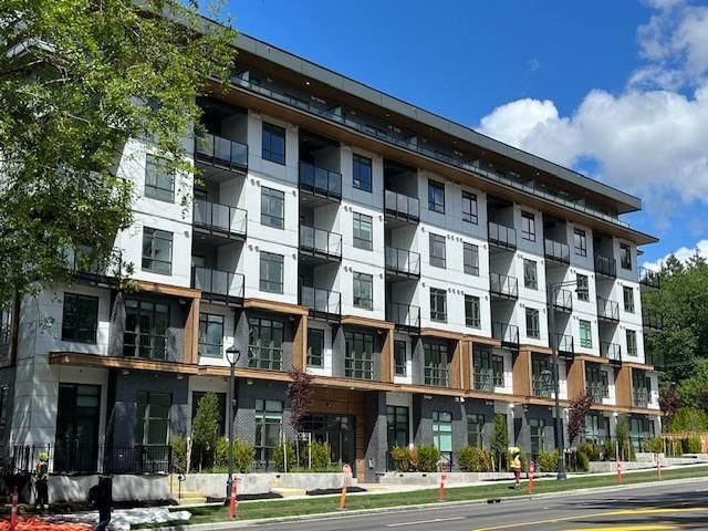13969 96 Avenue Surrey British Columbia, V3T 0T1 - 2 Bedrooms Condo For Sale