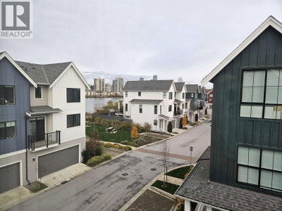 488 FURNESS Street | New Westminster British Columbia | Slide Image Fourteen