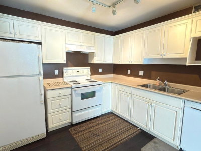 32085 GEORGE FERGUSON Way | Abbotsford British Columbia | Slide Image Four