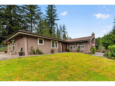 31663 TOWNSHIPLINE Avenue | Mission British Columbia | Slide Image One