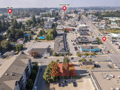 2612 BOURQUIN Crescent East | Abbotsford British Columbia | Slide Image Two